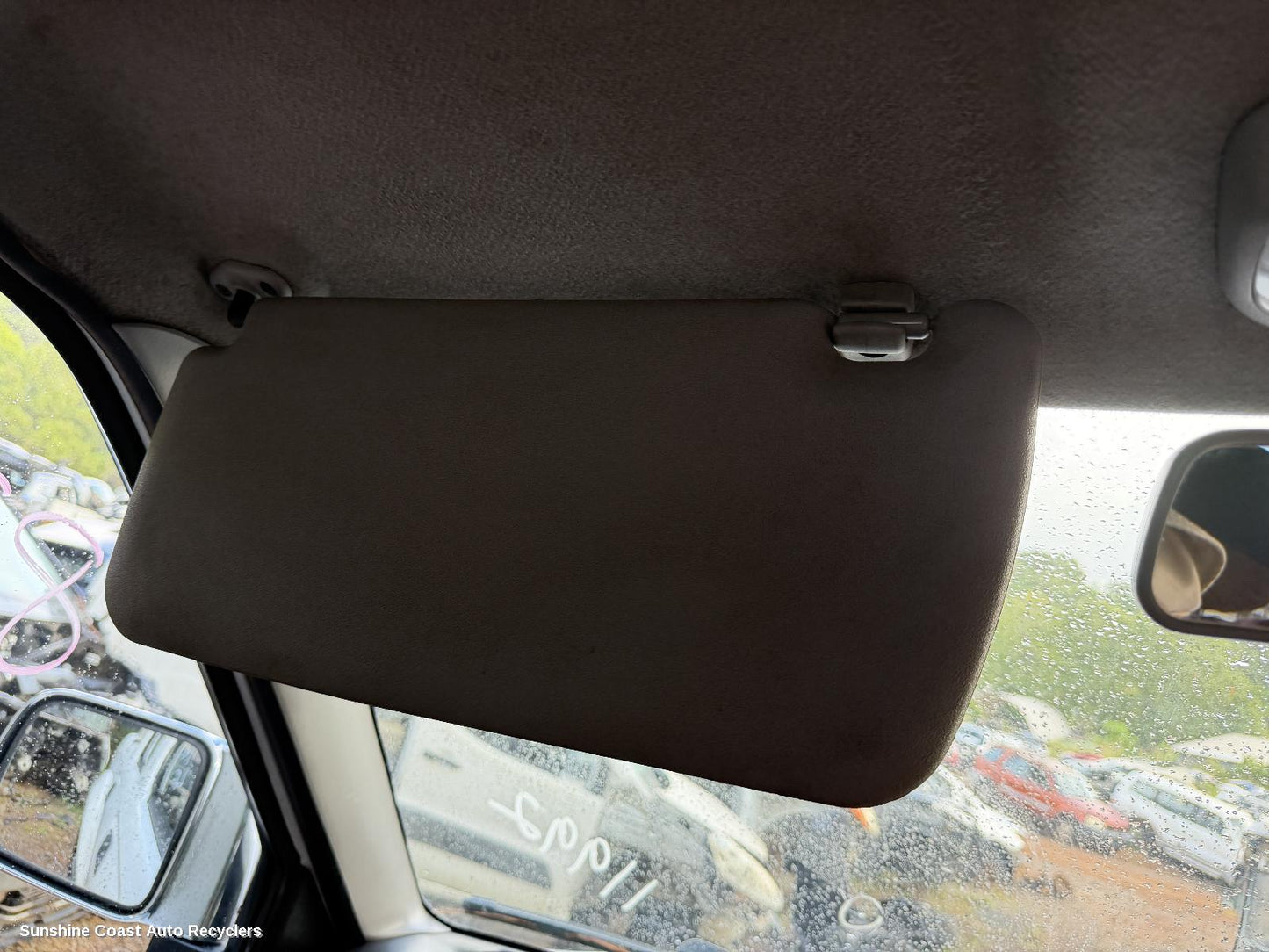 1997-2015 Nissan Navara Sunvisor