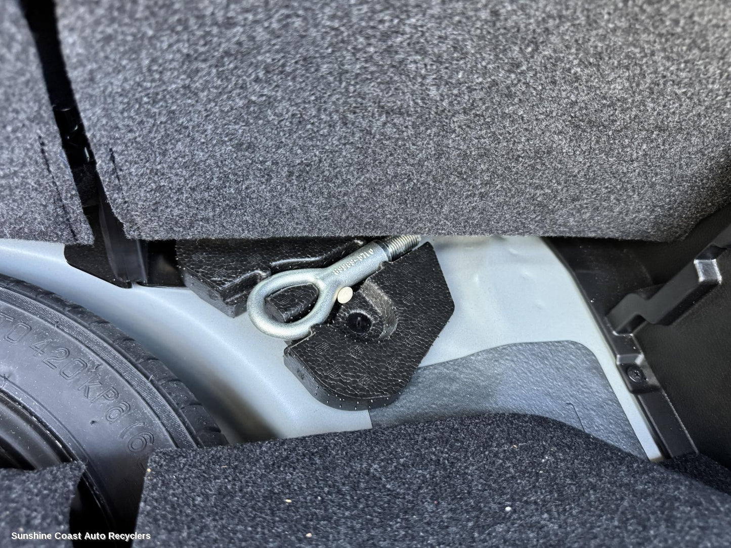 2014 Suzuki Swift Jack Tool Kit