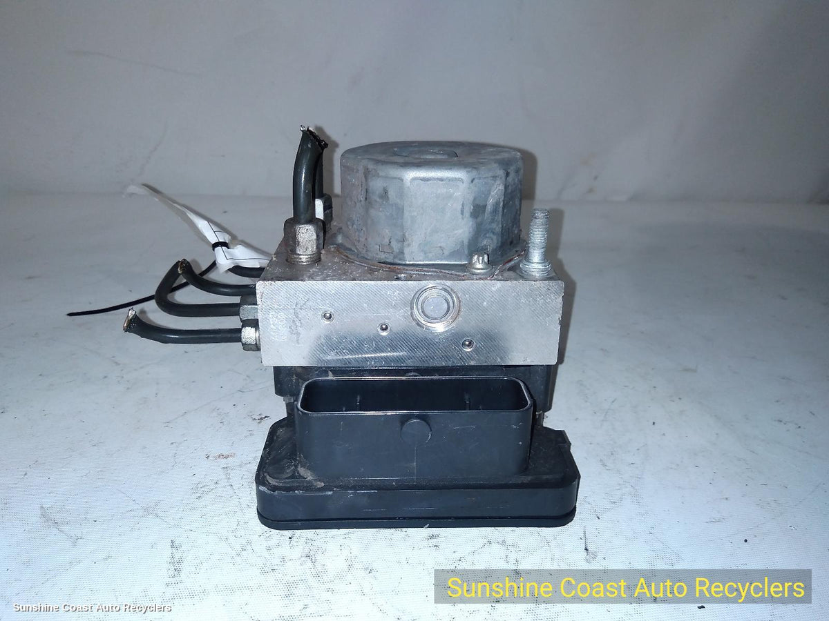 2013-2016 Nissan Pulsar Abs Pump Modulator