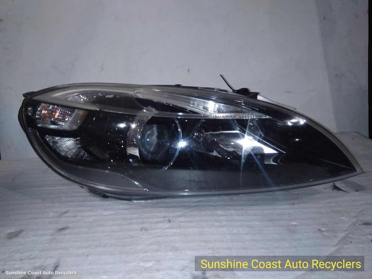 2013-2019 Volvo S40 Right Headlamp