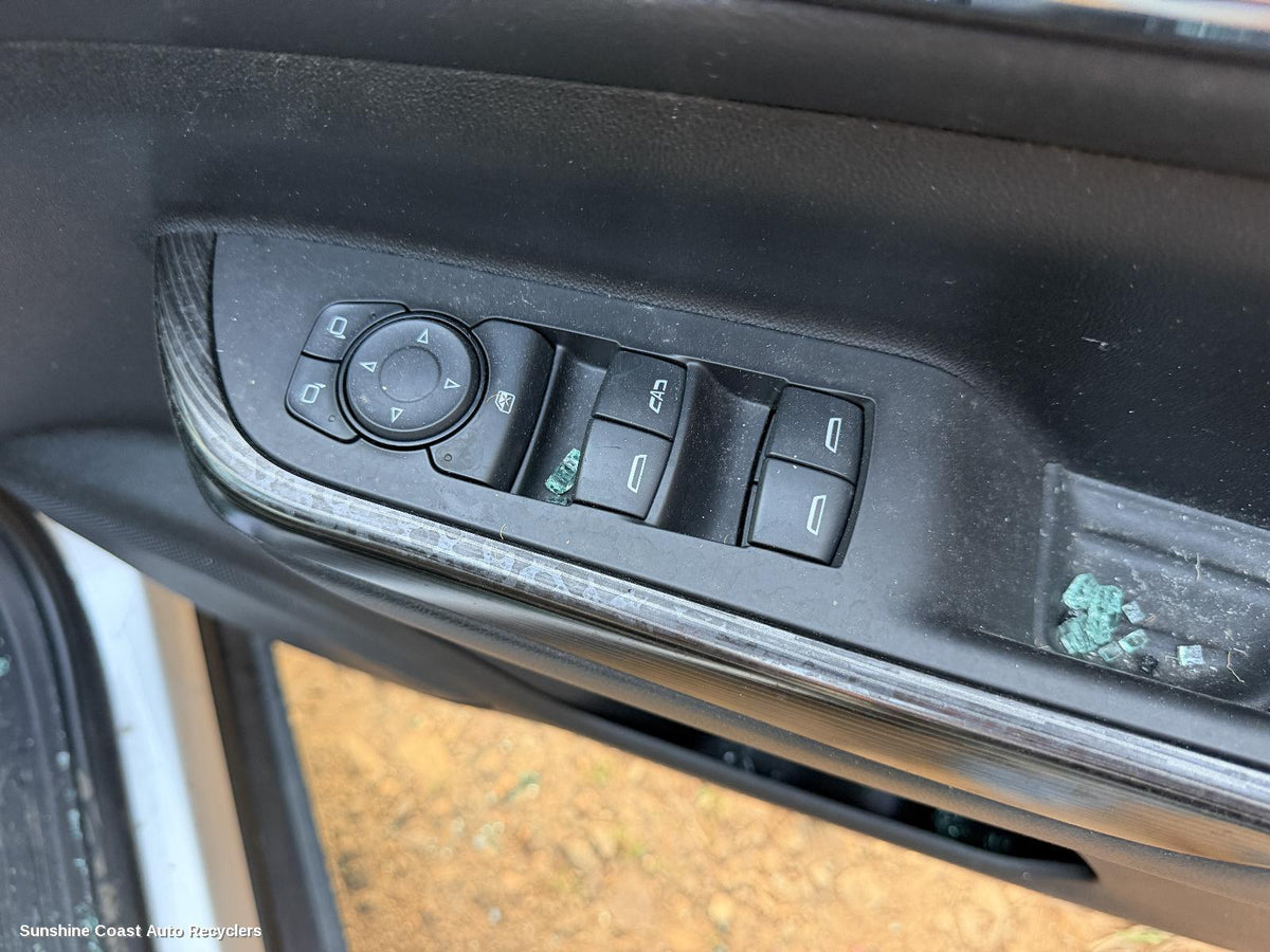 2018-2020 Holden Acadia Pwr Dr Wind Switch