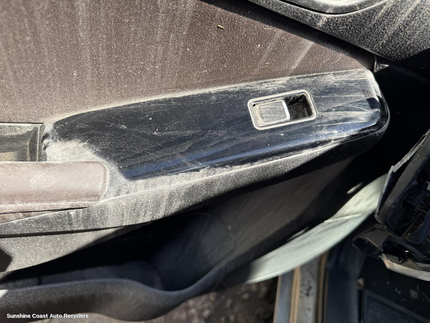 2020-2026 Mazda Bt50 Pwr Dr Wind Switch