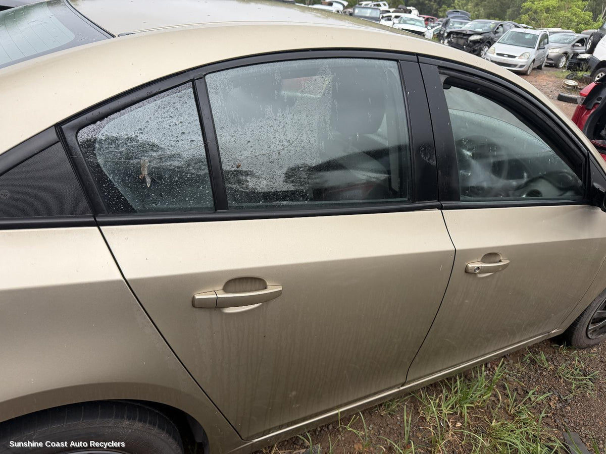 2009-2011 Holden Cruze Right Rear Door Sliding