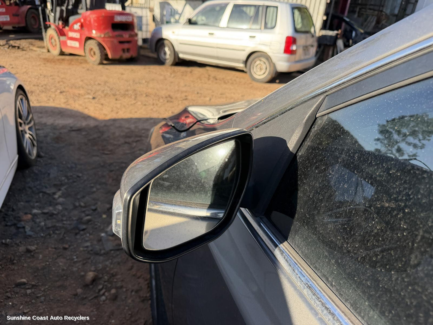 2012-2017 Nissan Pulsar Left Door Mirror