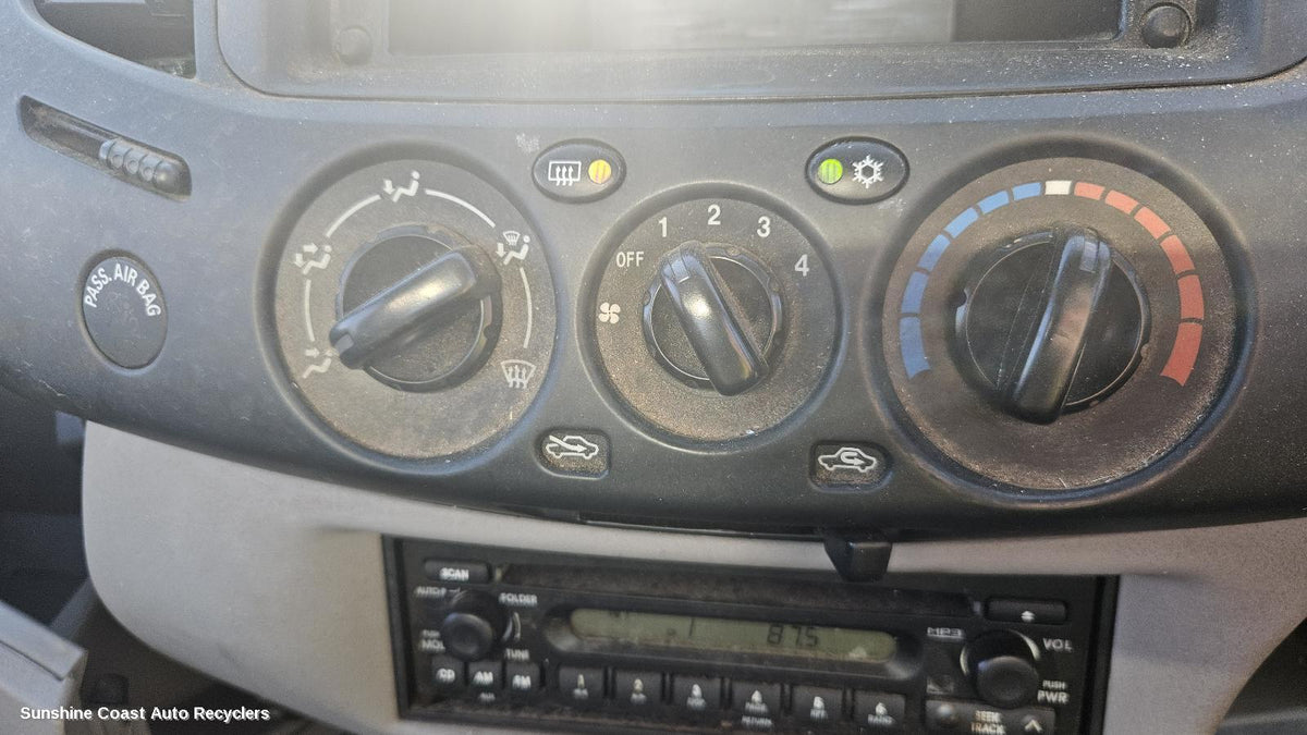 2009-2015 Mitsubishi Triton Heater Ac Controls