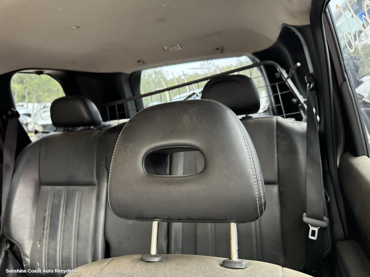 2007-2014 Nissan Xtrail Headrest