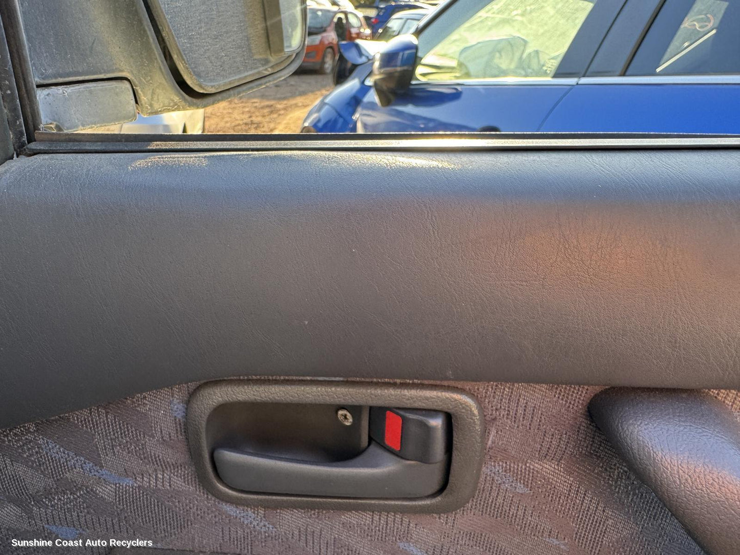 1996 Toyota Landcruiser Door Handle
