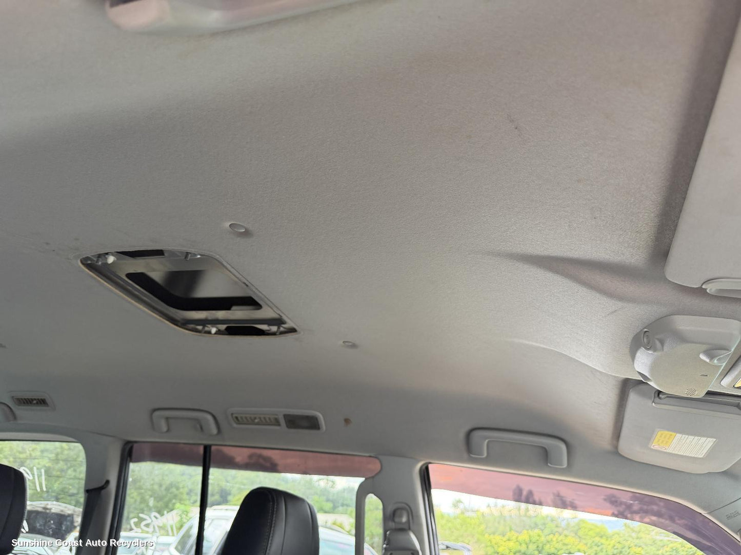 2006-2014 Mitsubishi Pajero Hoodlining