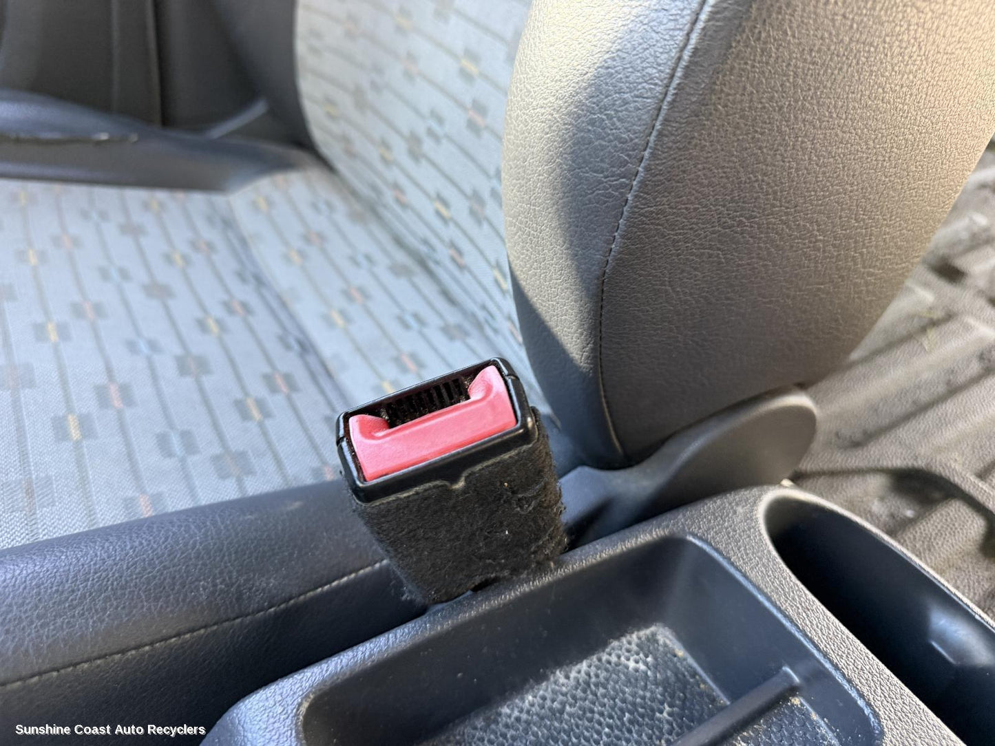 2004-2015 Volkswagen Caddy Seatbelt Stalk