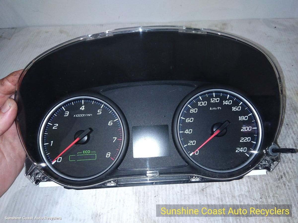 2012-2018 Mitsubishi Outlander Instrument Cluster