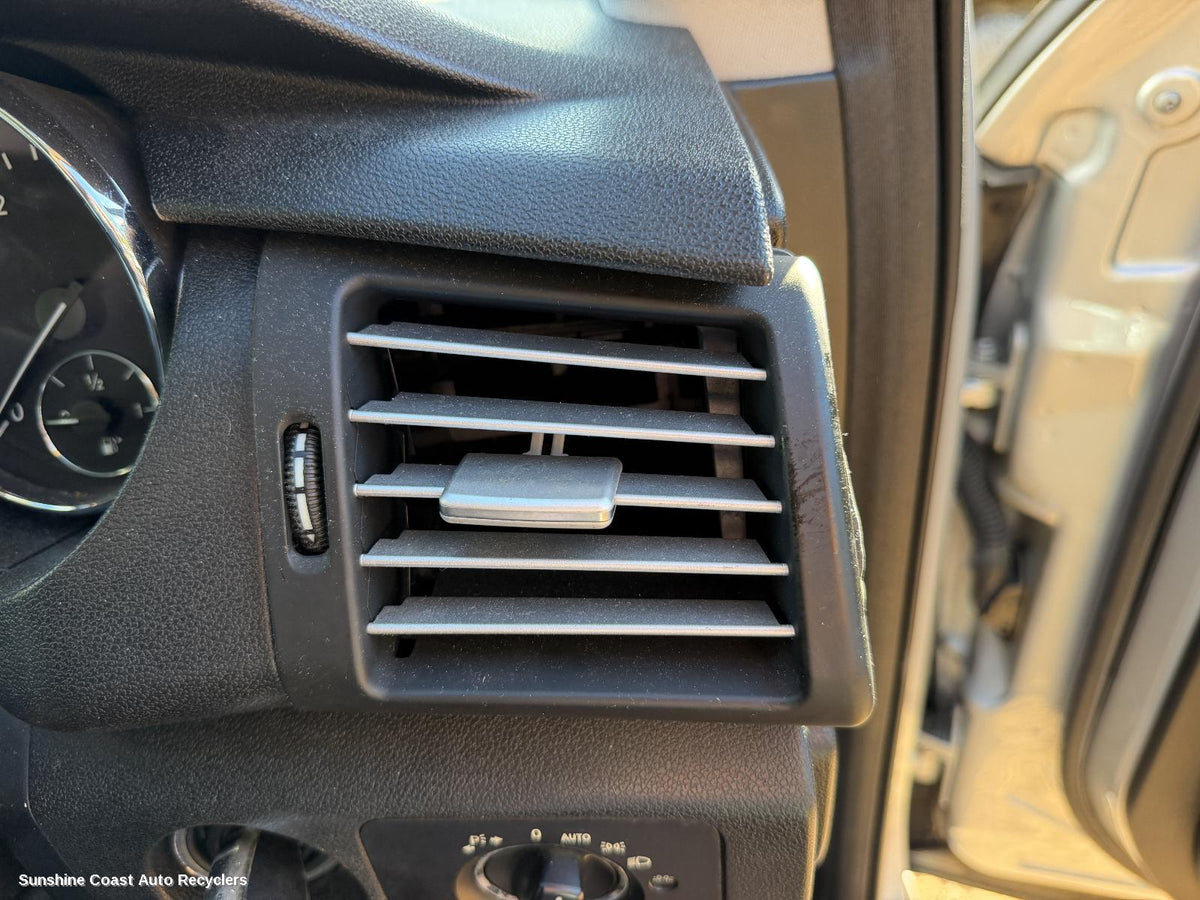 2006-2010 Mercedes R Class Misc