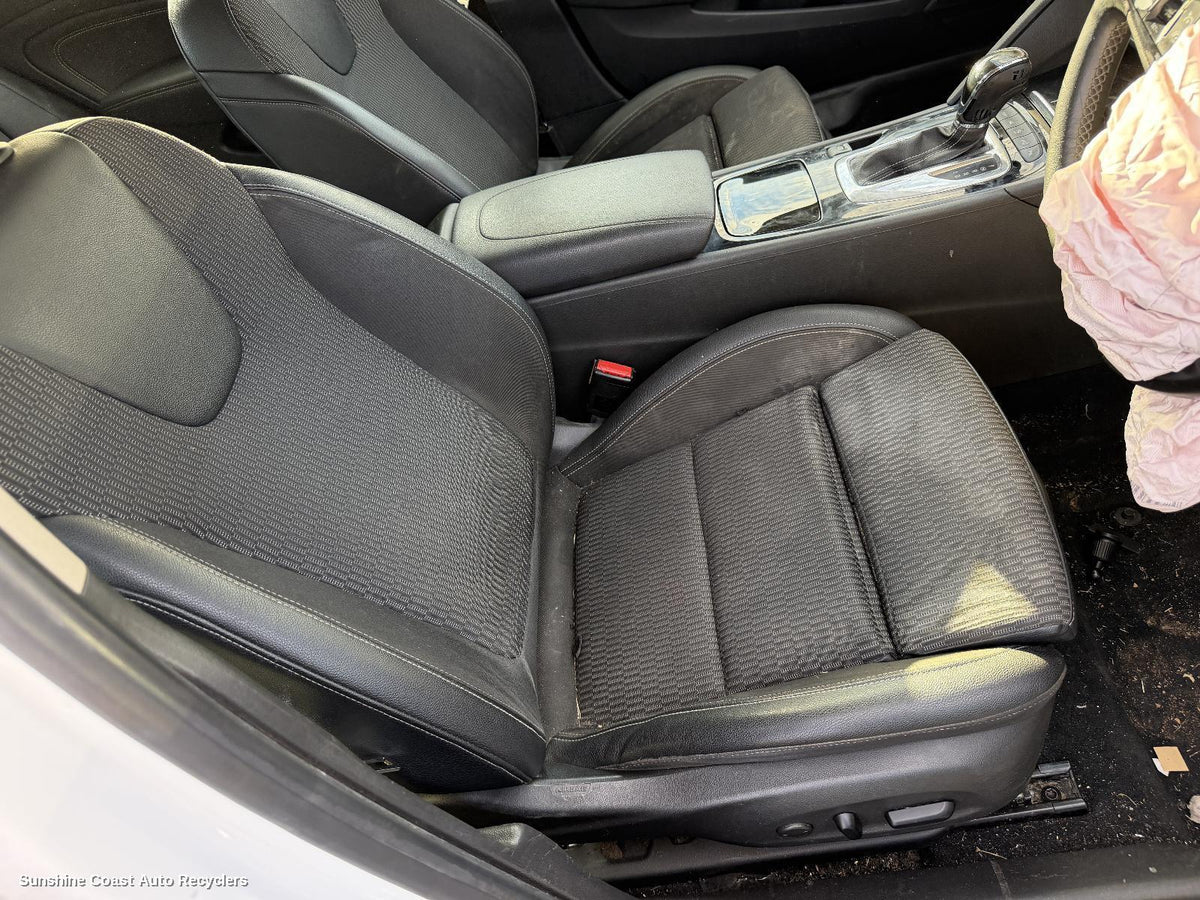 2017-2020 Holden Commodore Seatbelt Stalk
