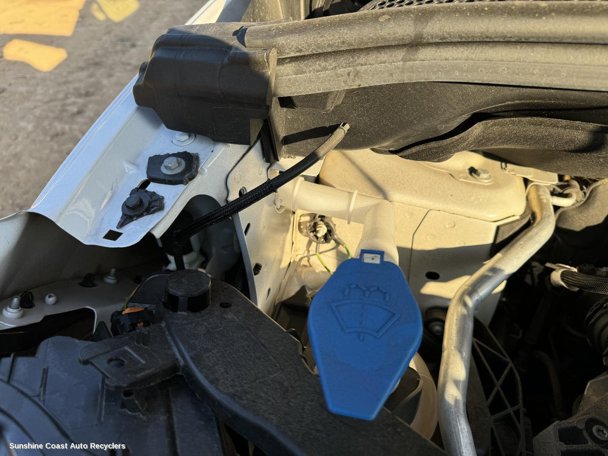 2019-2026 Peugeot Partner Washer Bottle