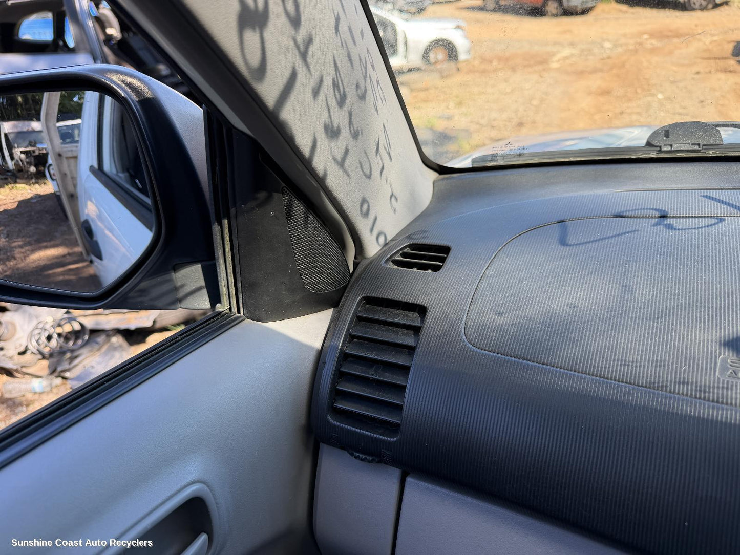 2009-2015 Mitsubishi Triton Misc
