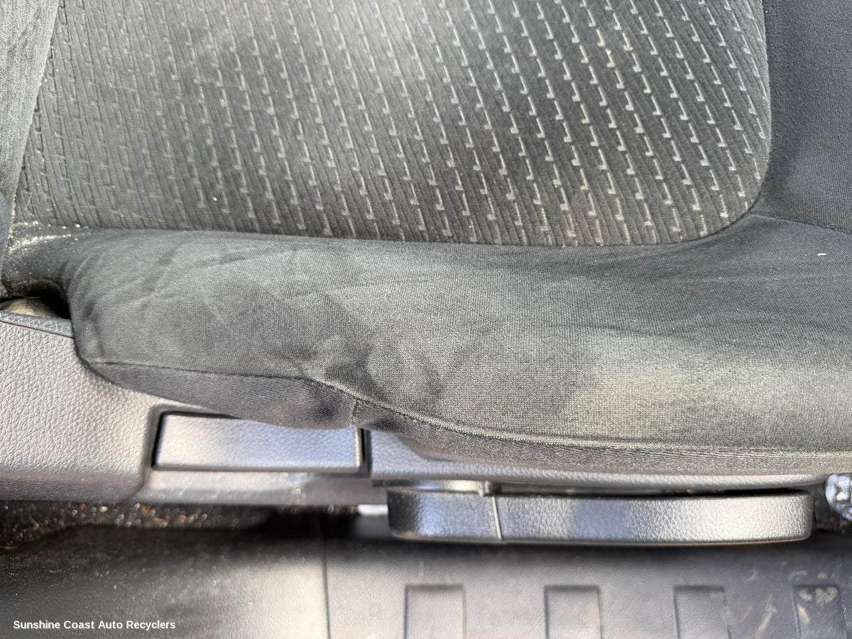 2007-2013 Nissan Xtrail Front Seat