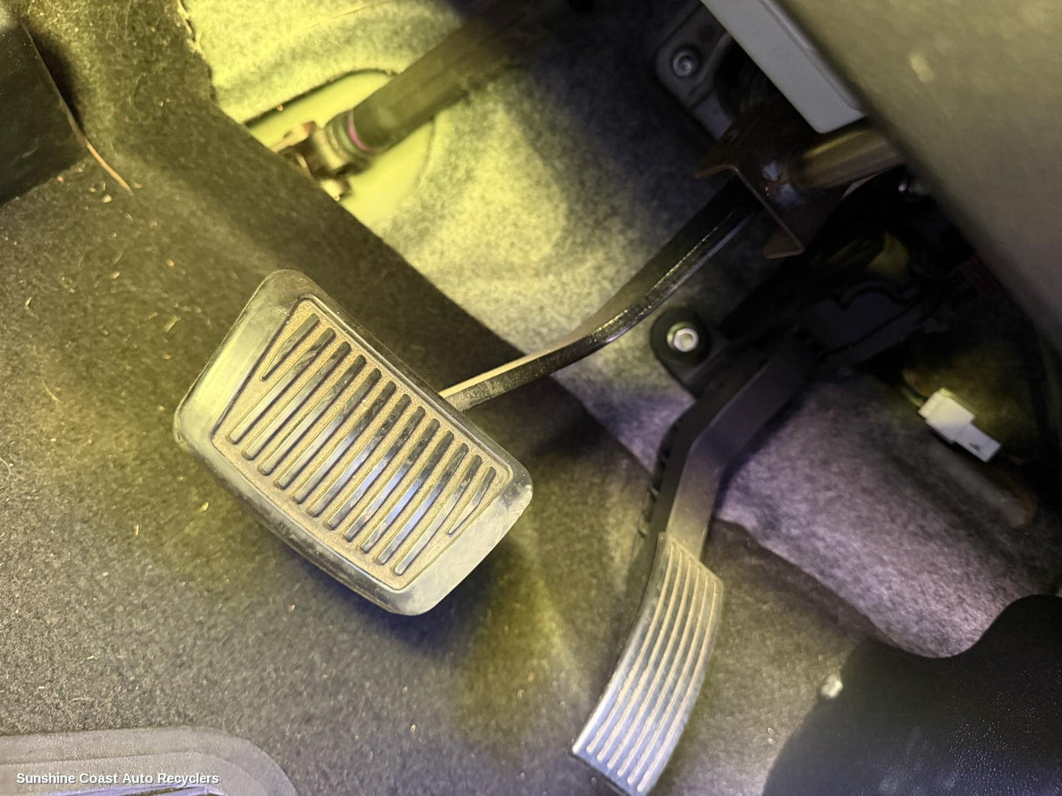 2013-2019 Hyundai Accent Pedal Assembly