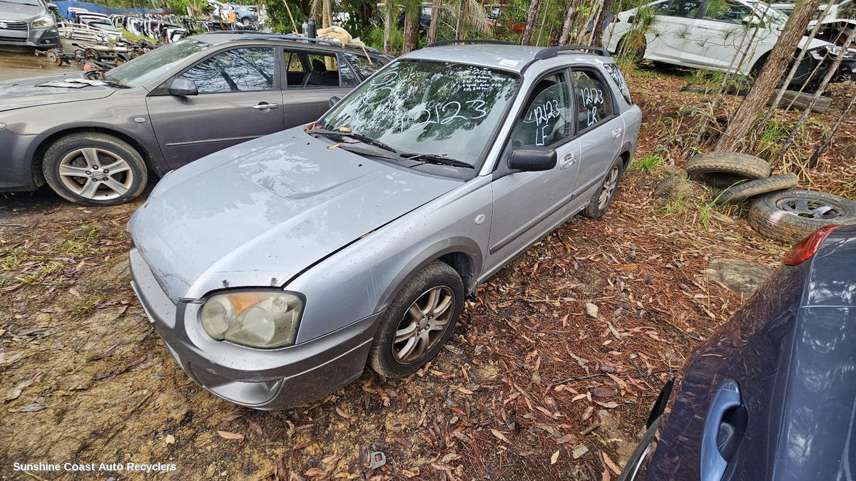 2002-2005 Subaru Impreza Left Headlamp