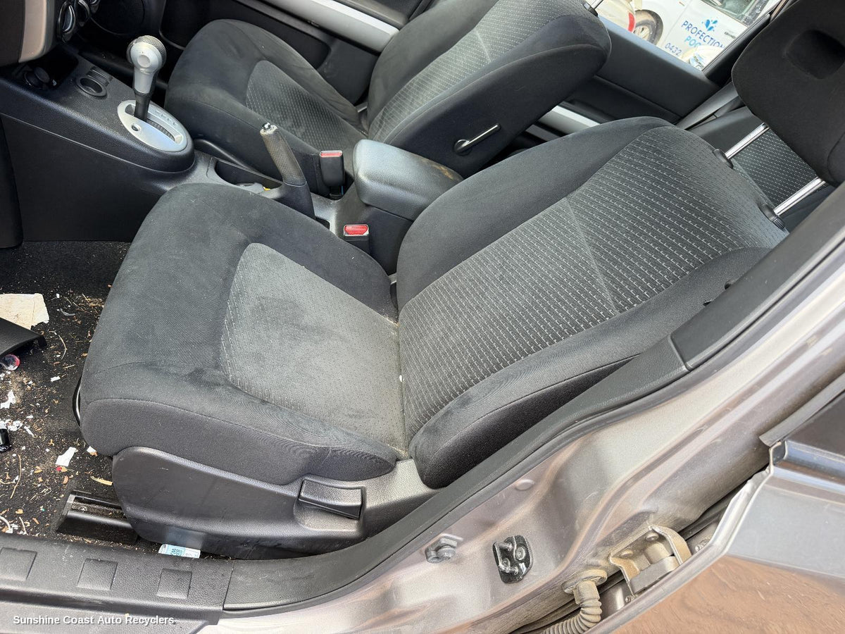 2007-2014 Nissan Xtrail Carpet
