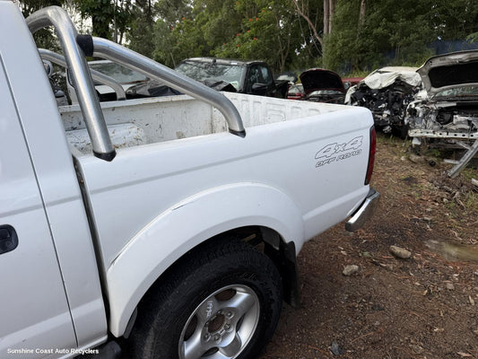 2008-2015 Nissan Navara Ute Back