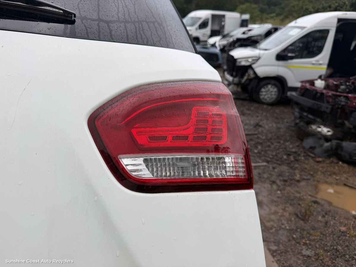 2015-2022 Ldv G10 Rear Garnish