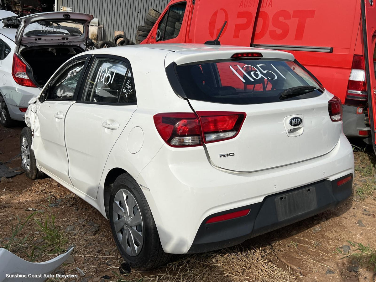 2016-2021 Kia Rio Rear Garnish
