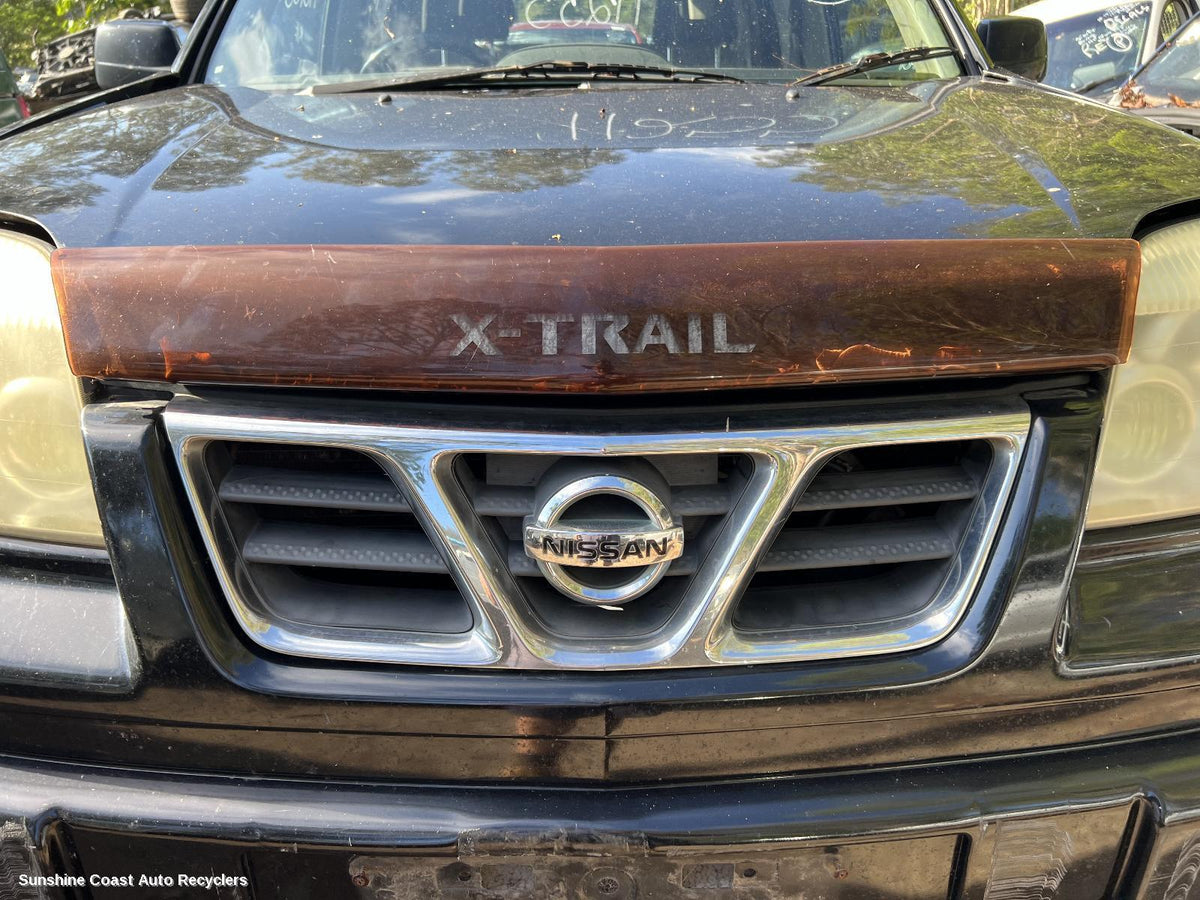 2001-2003 Nissan Xtrail Grille