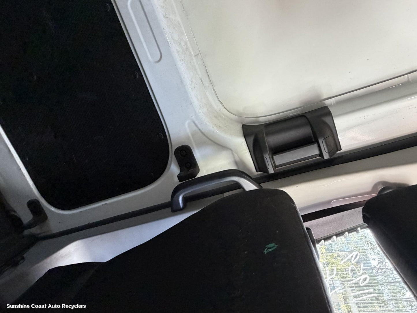 2020-2026 Ldv Deliver 9 Grab Handle
