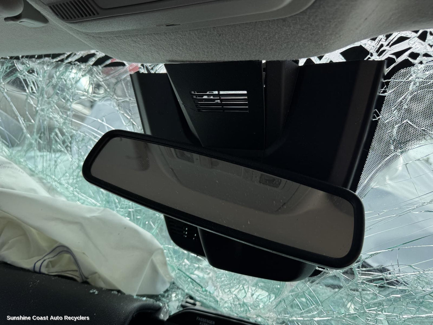 2024 Ford Everest Interior Mirror