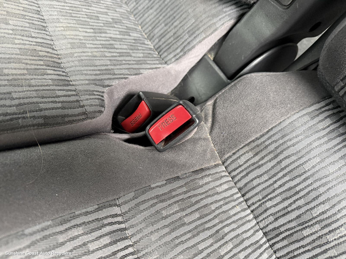2002-2006 Mitsubishi Pajero Seatbelt Stalk