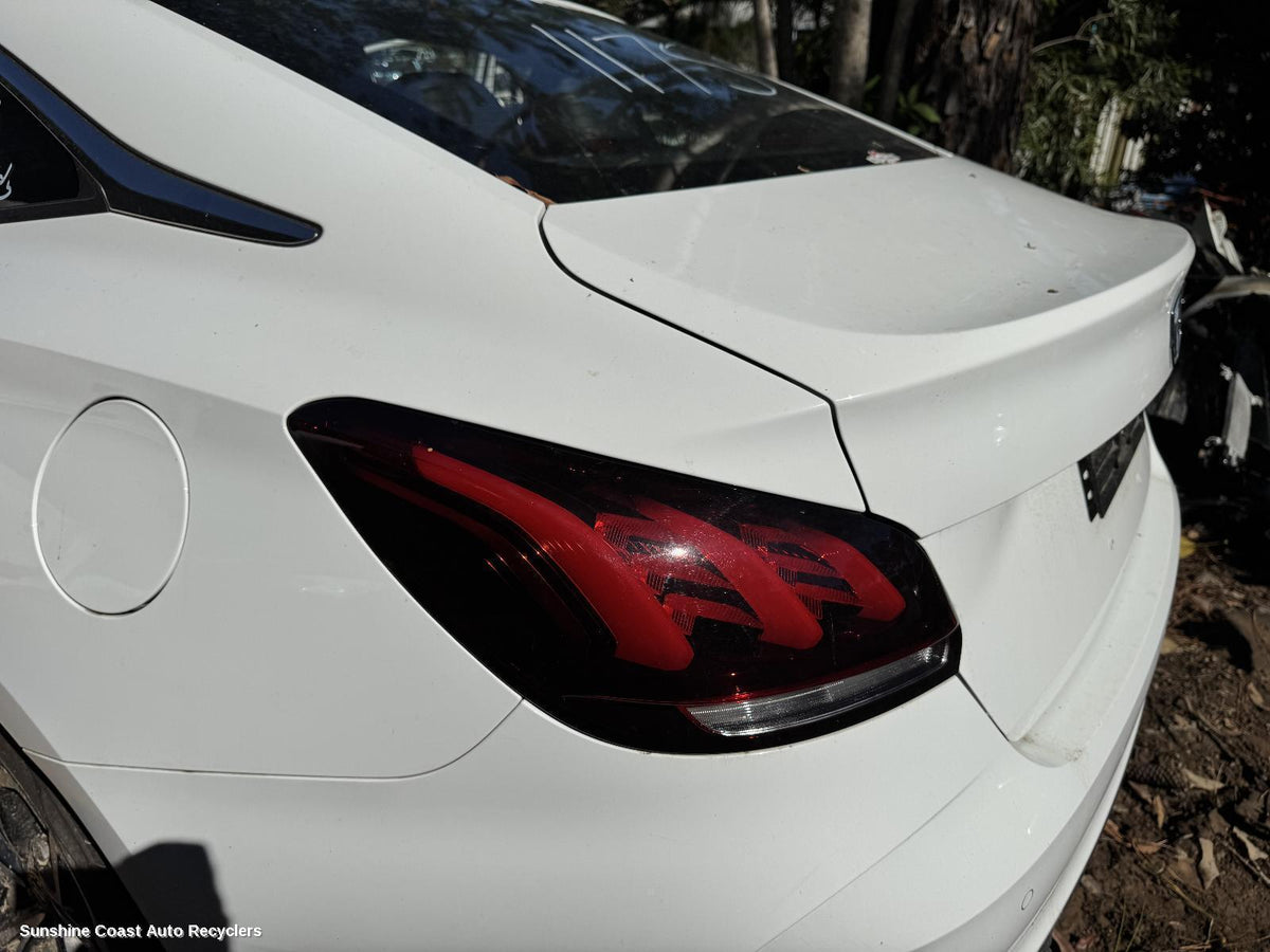 2023-2024 Mg Mg5 Left Taillight