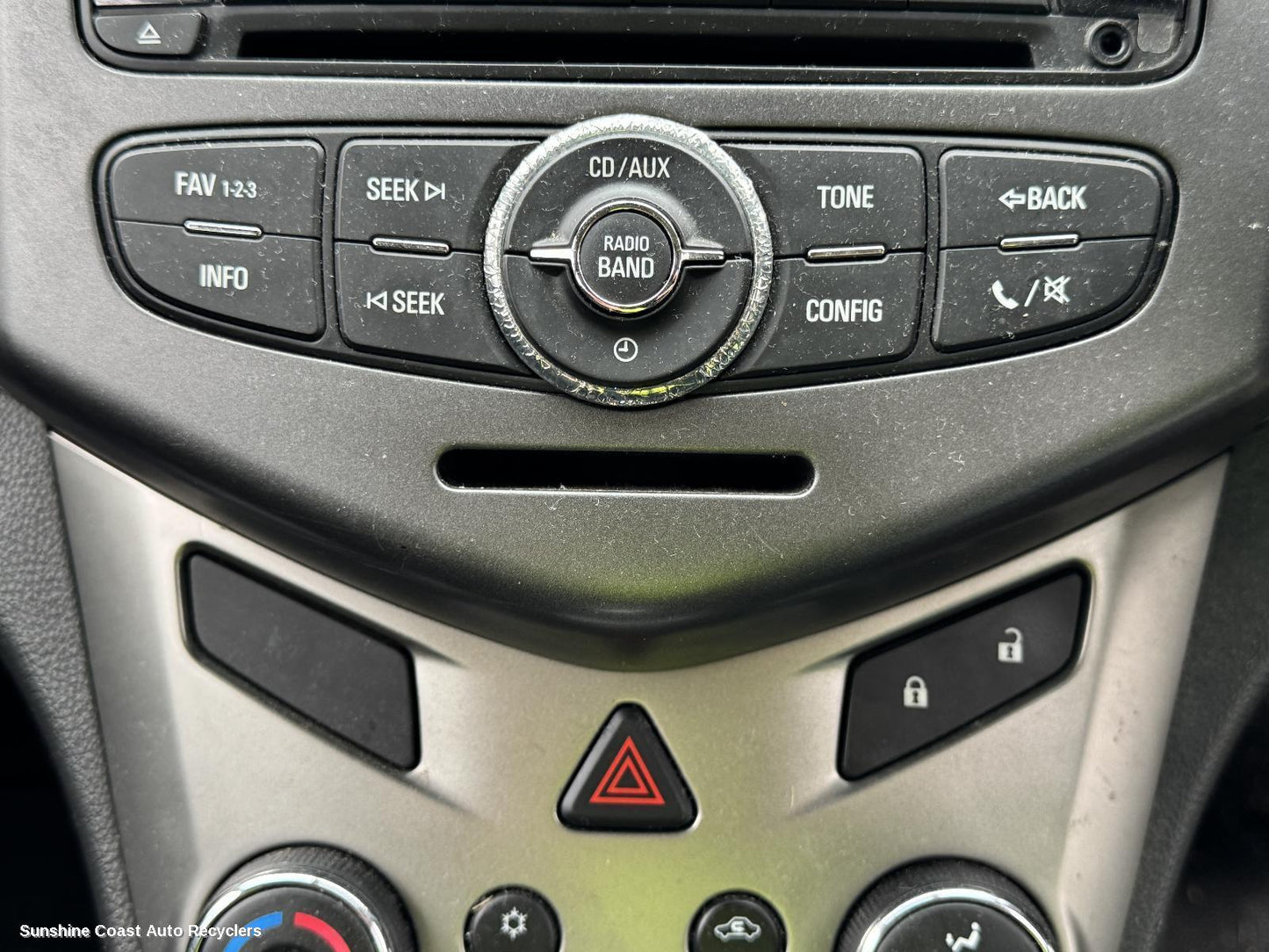 2013 Holden Barina Radio Cd Dvd Sat Tv