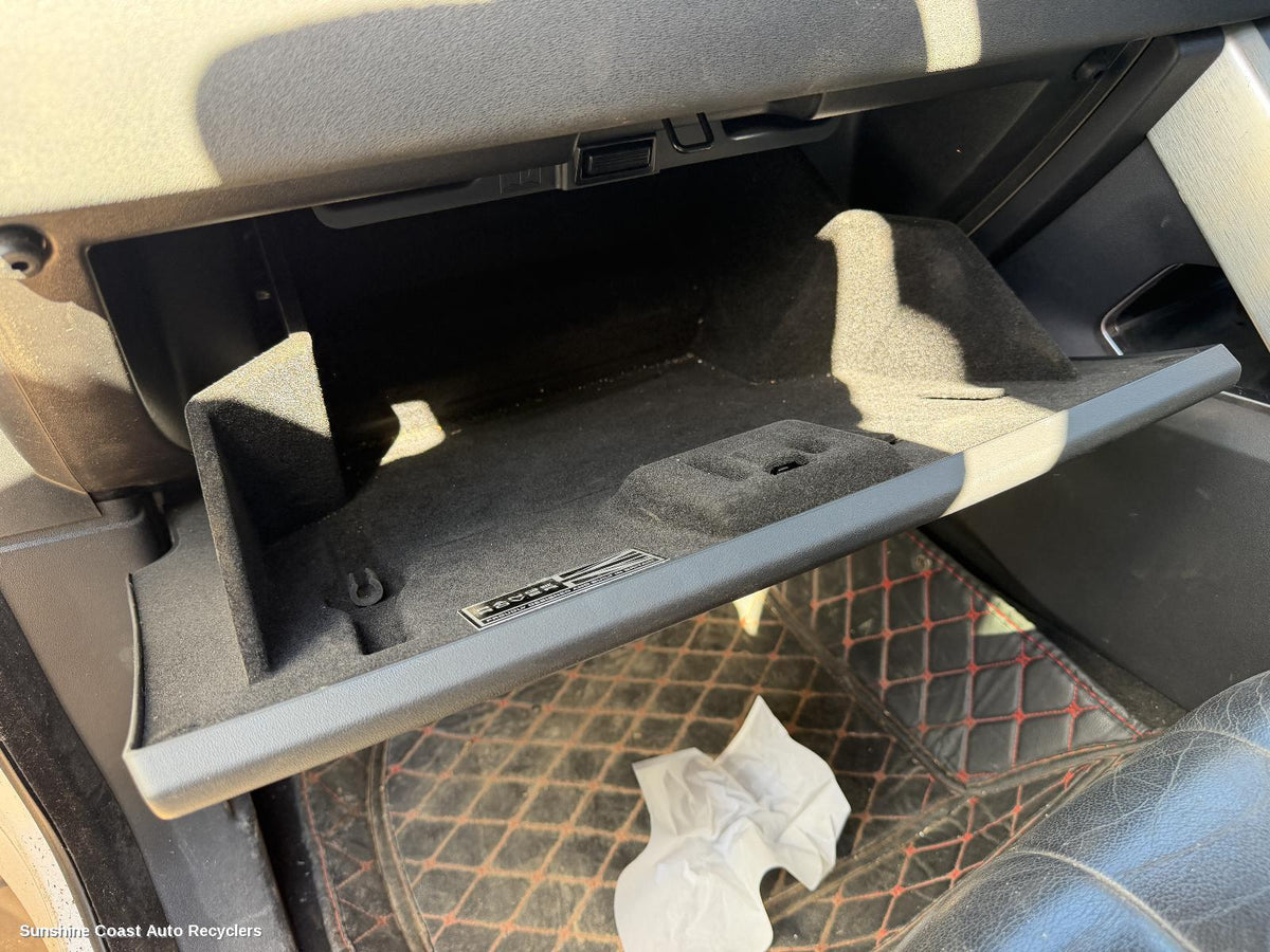 2011-2019 Land Rover Rangerover Evoque Glove Box