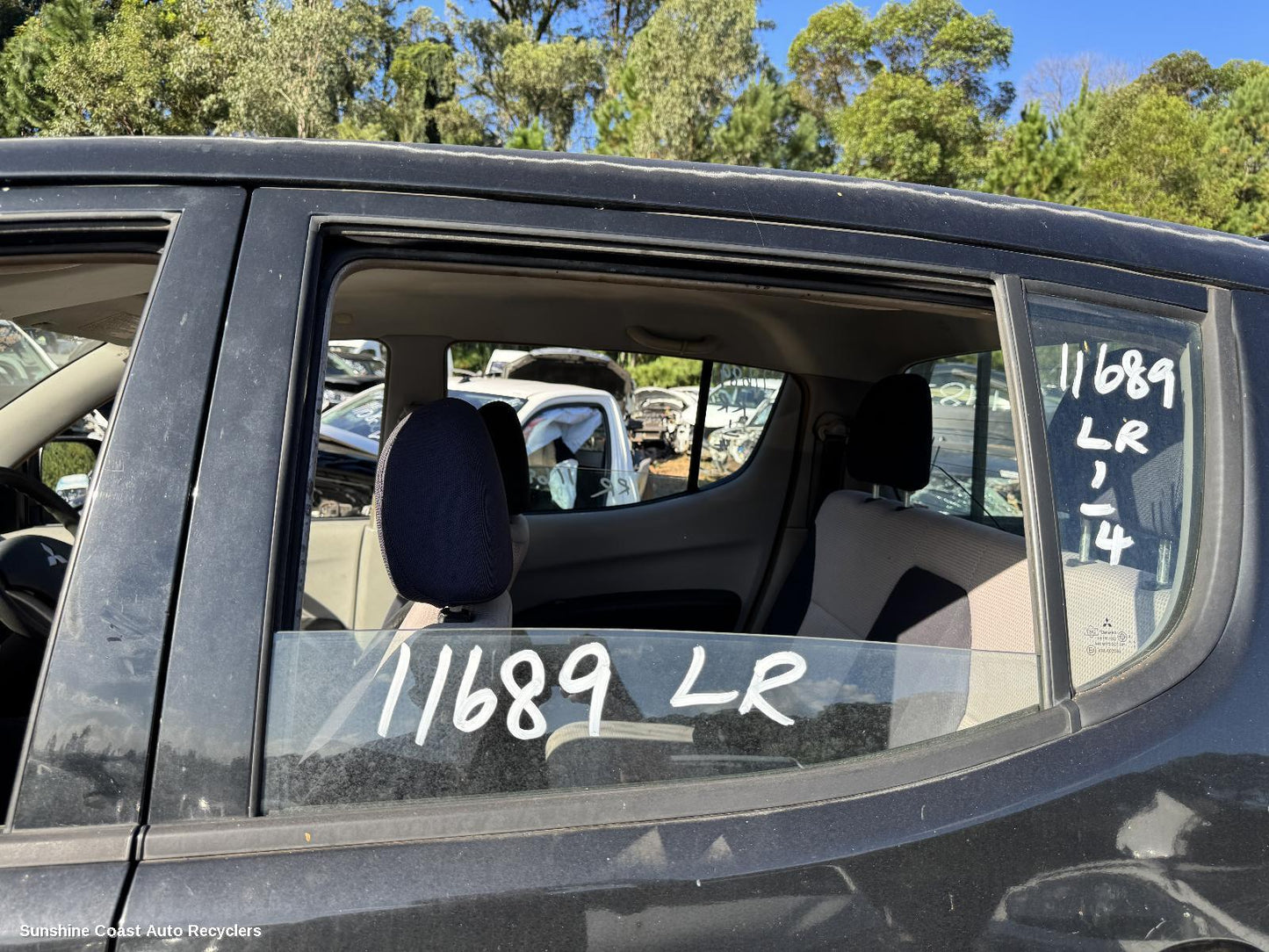 2008 Mitsubishi Triton Left Rear Door Window