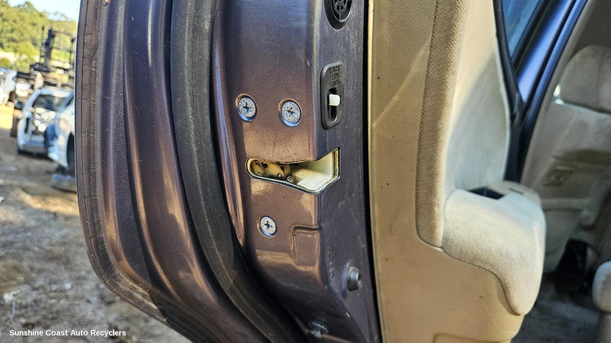 2004-2009 Honda Odyssey Door Boot Gate Lock