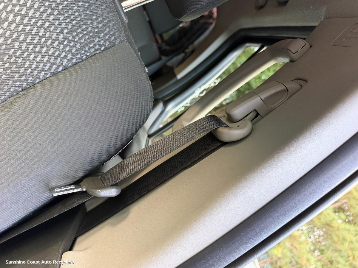 2010-2015 Nissan Navara Seatbelt Stalk