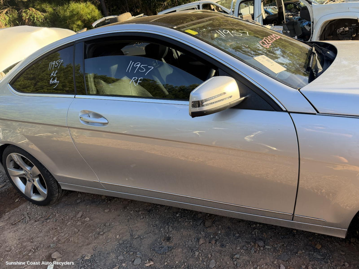2007-2015 Mercedes C Class Door Handle