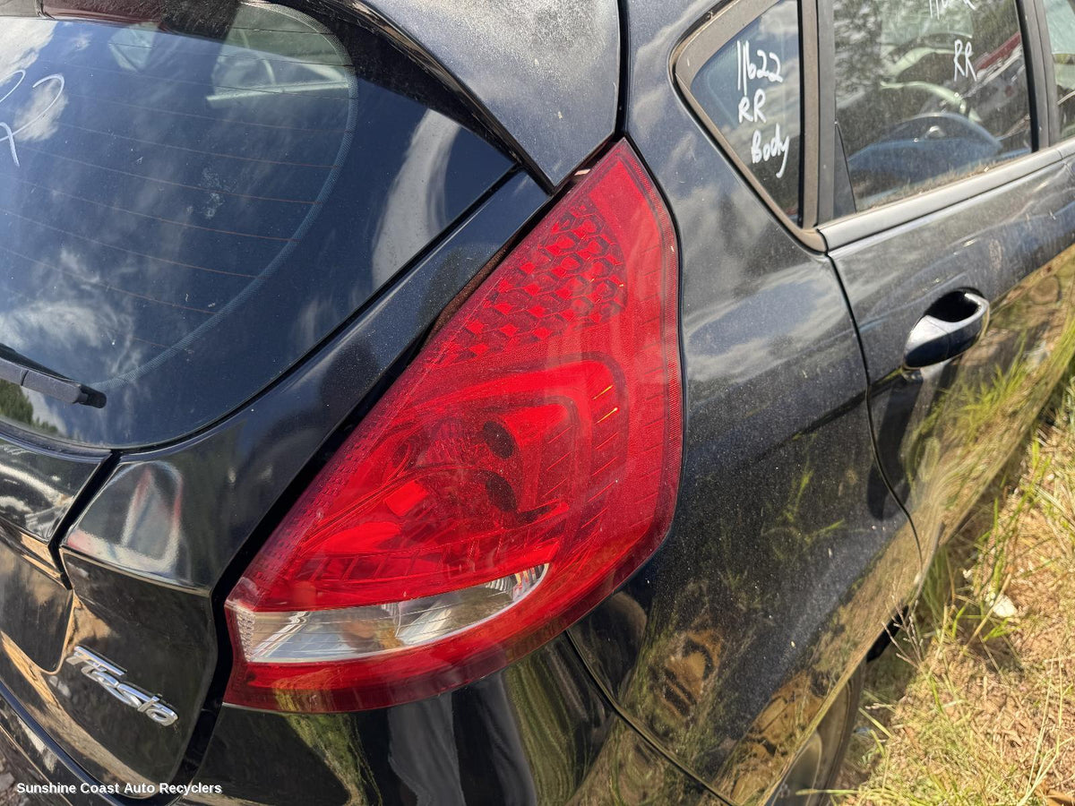 2010-2013 Ford Fiesta Right Taillight