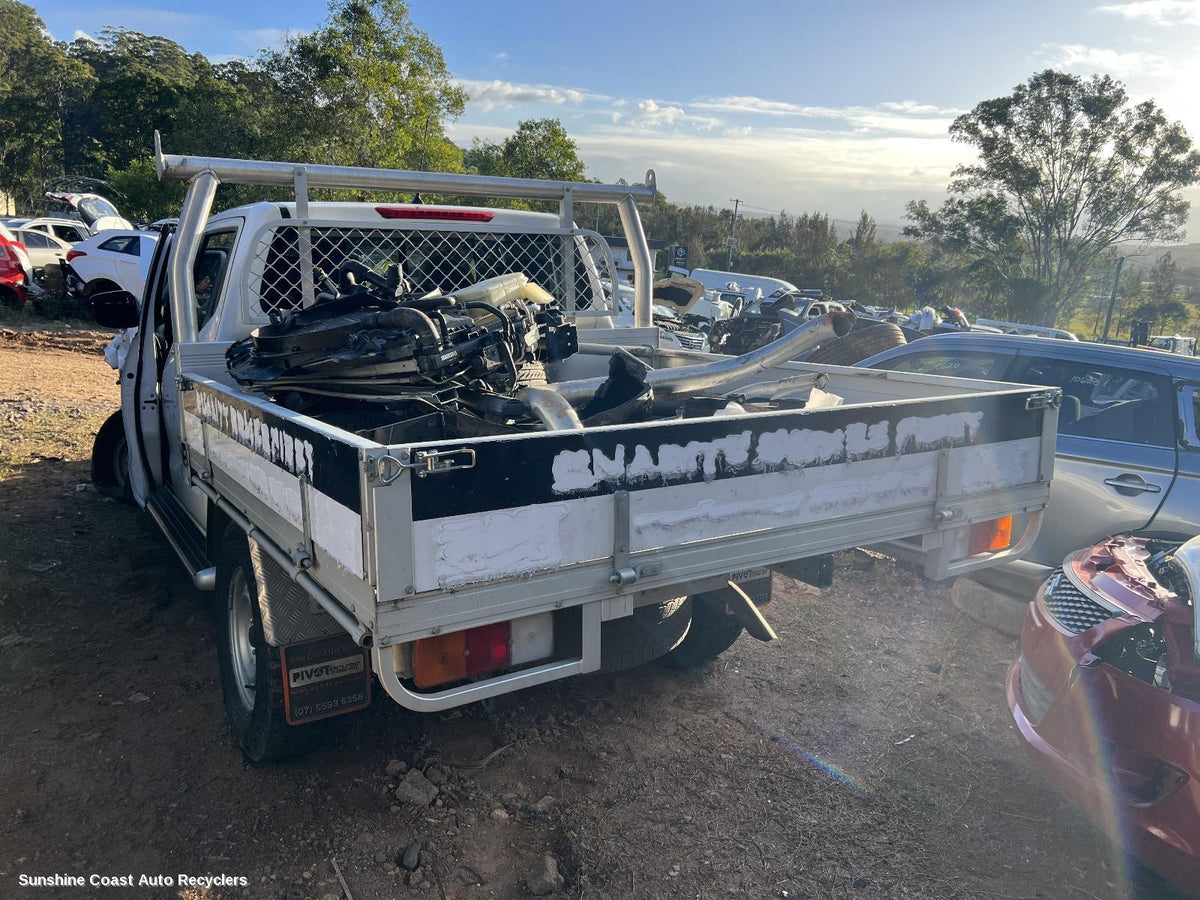 2015-2023 Nissan Navara Differential Centre