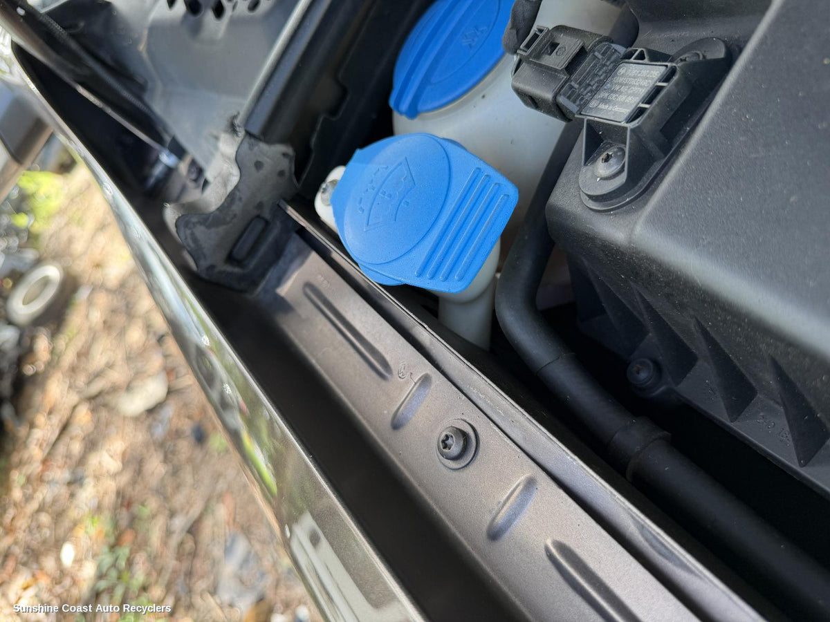 2010-2022 Volkswagen Amarok Washer Bottle