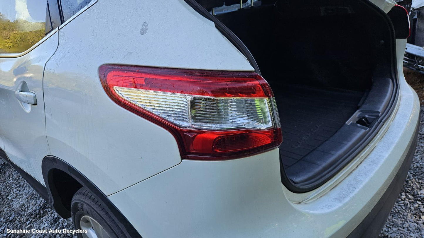 2013-2017 Nissan Qashqai Left Taillight