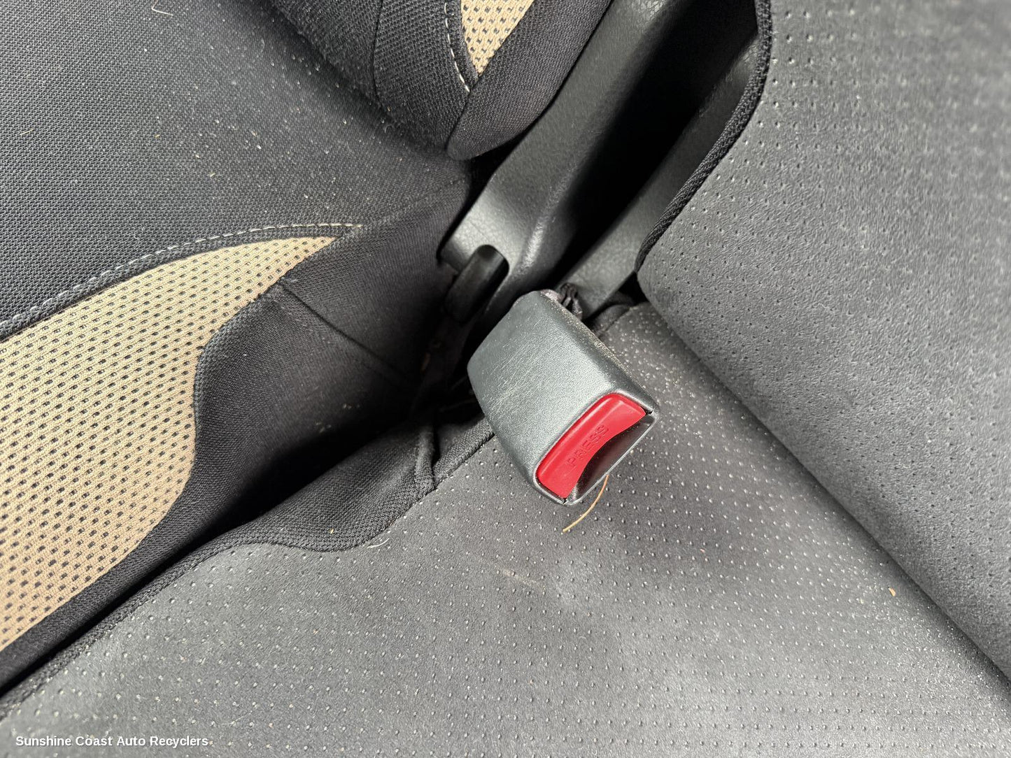 2015 Suzuki Vitara Seatbelt Stalk
