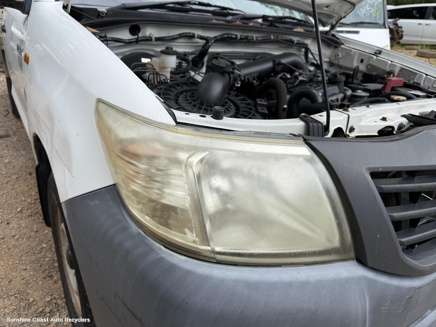 2011-2015 Toyota Hilux Right Headlamp