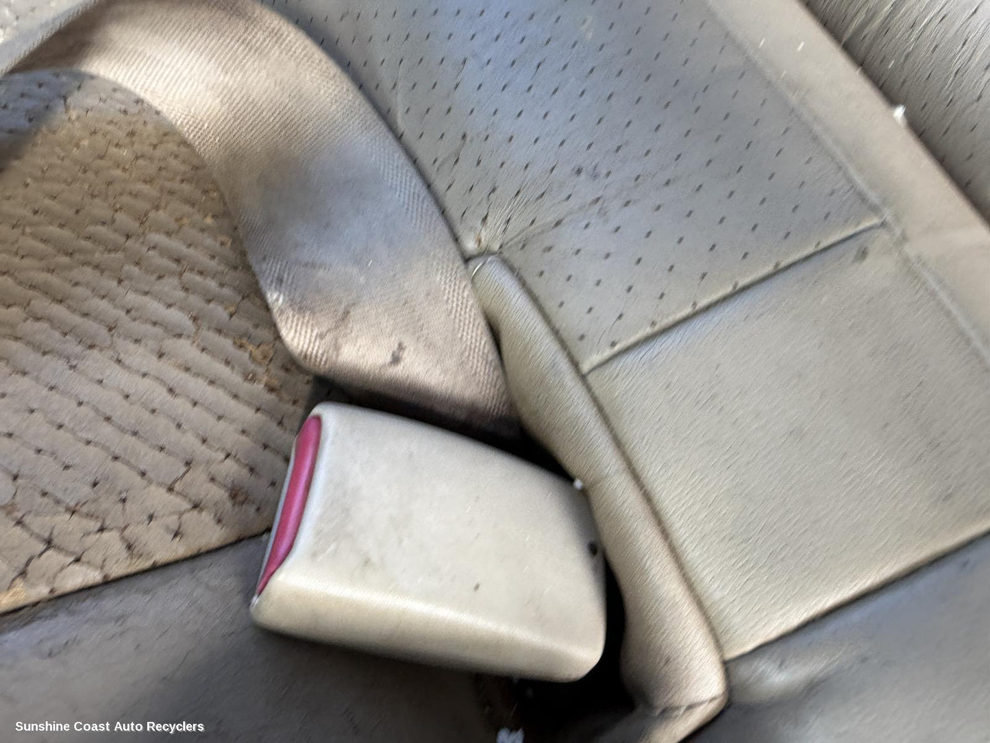 2000-2002 Mitsubishi Pajero Seatbelt Stalk