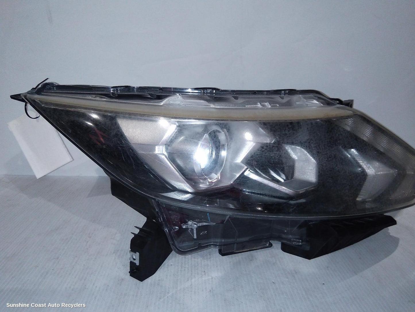 2015 Nissan Qashqai Right Headlamp