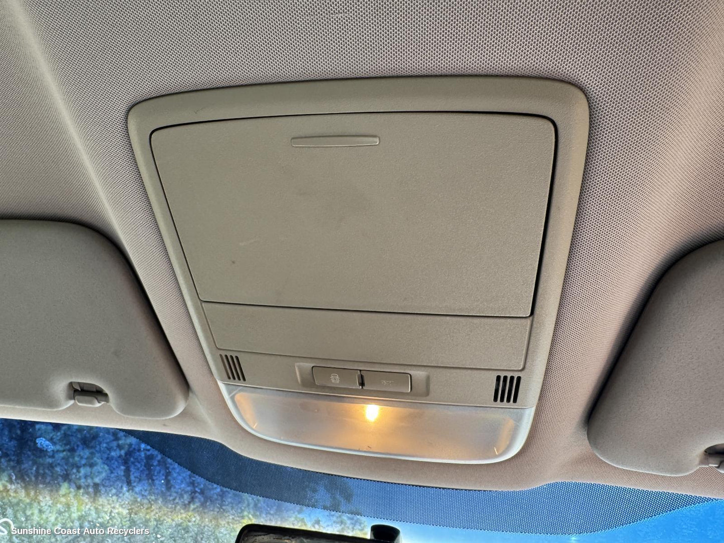 2011 Holden Commodore Courtesy Light