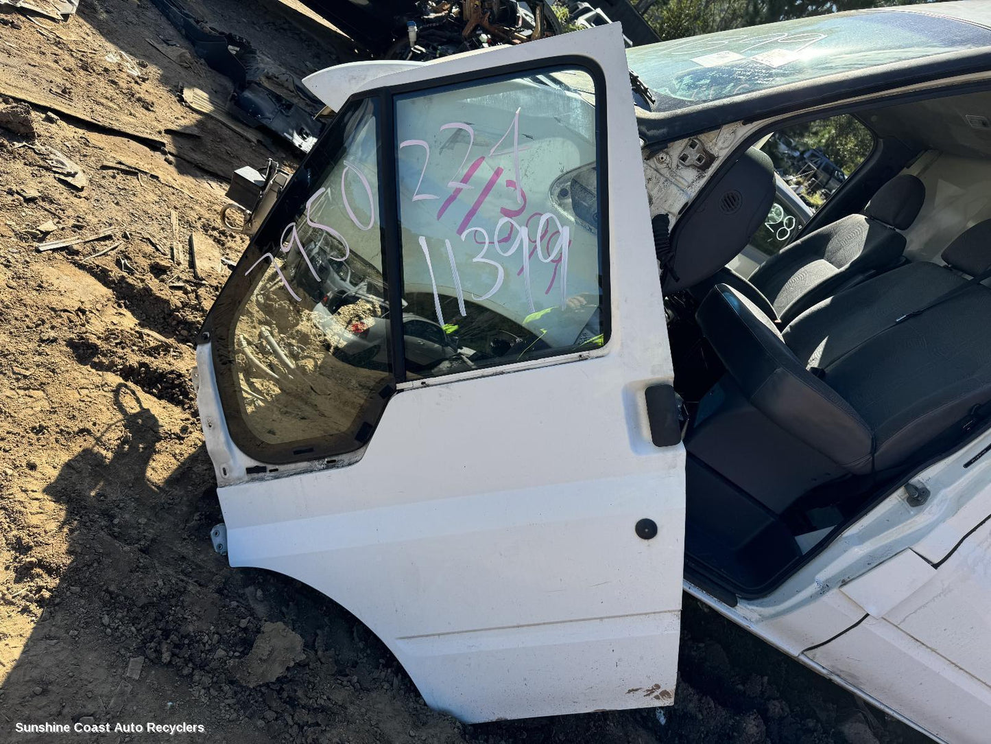 2000 Ford Transit Left Front Door