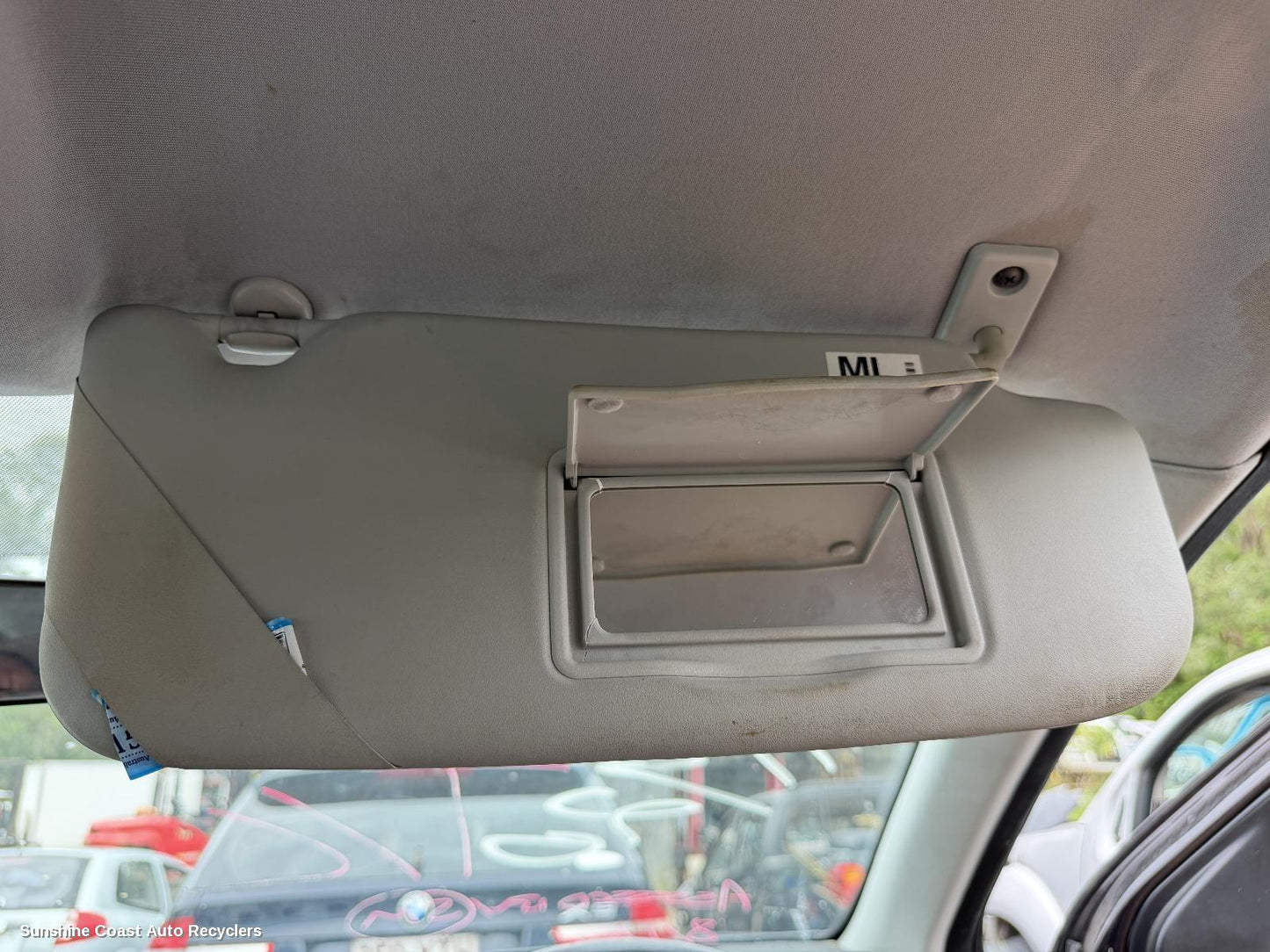 2007-2014 Nissan Dualis Sunvisor
