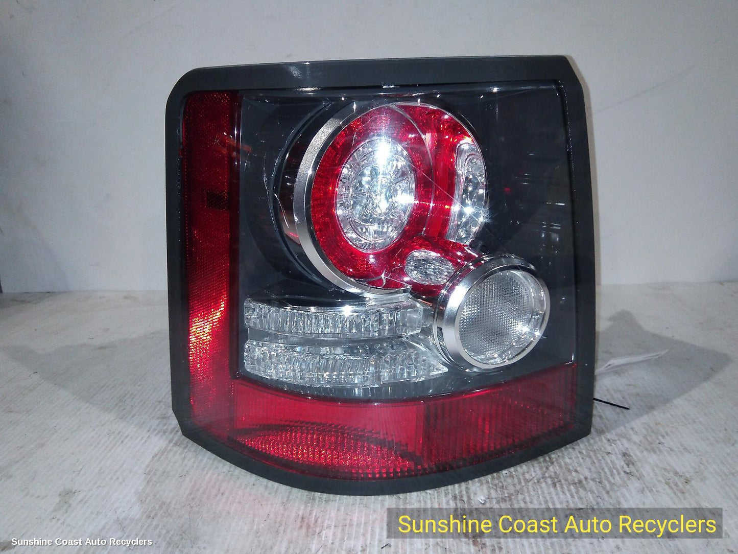 2009-2013 Land Rover Rangerover Sport Left Taillight