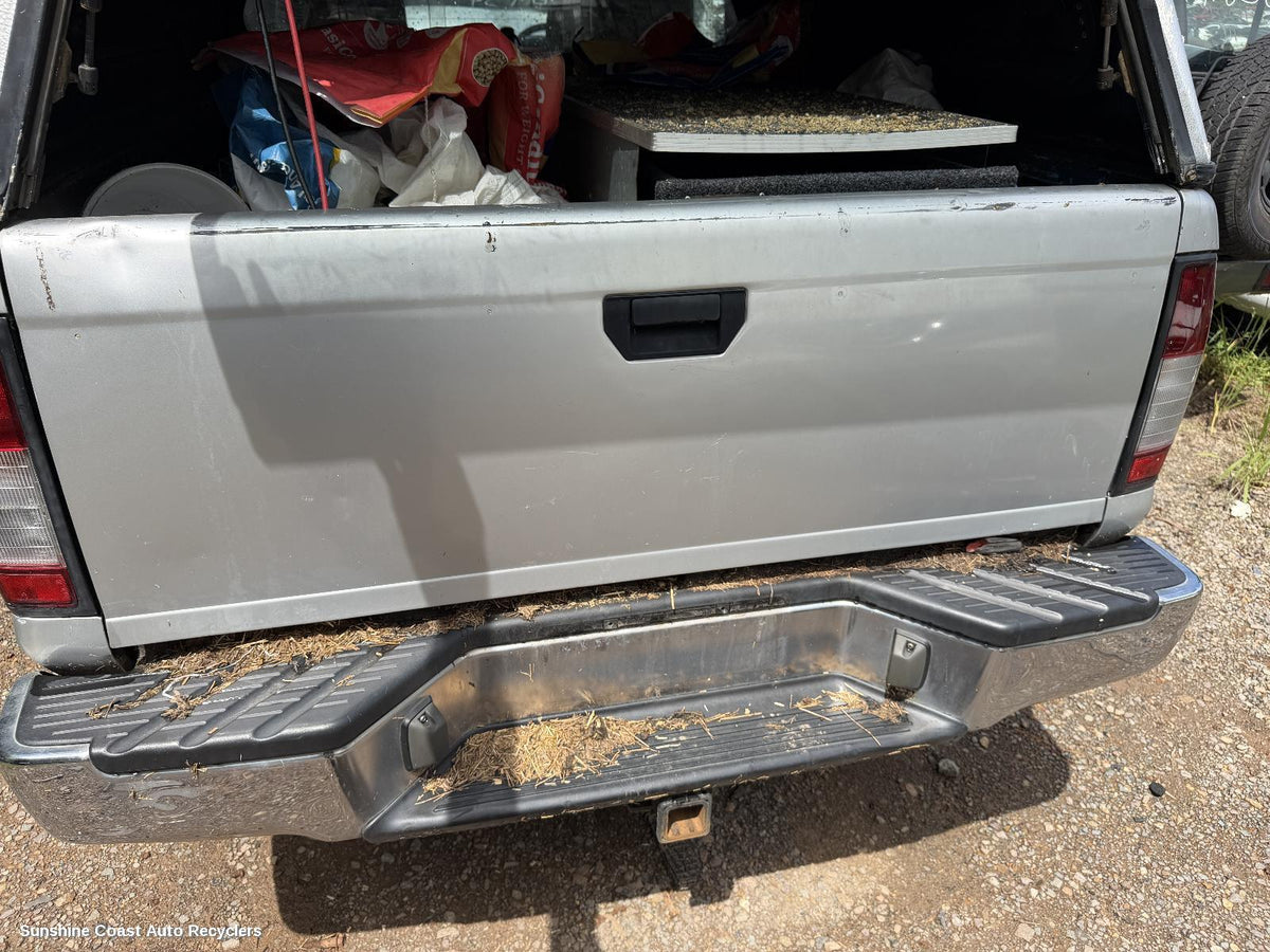 1997-2015 Nissan Navara Tailgate Handle