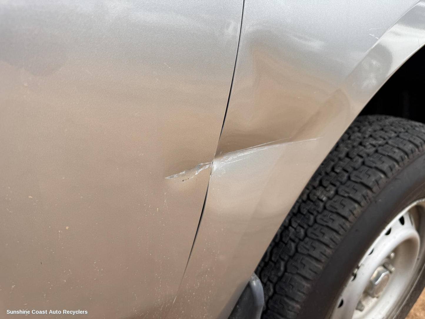 2016 Mitsubishi Triton Right Guard